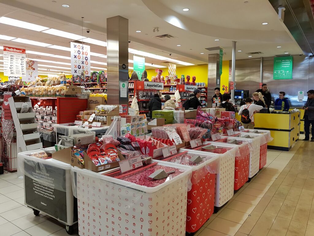 Erin Mills Town Centre - photo by Haiyan Alras via Google