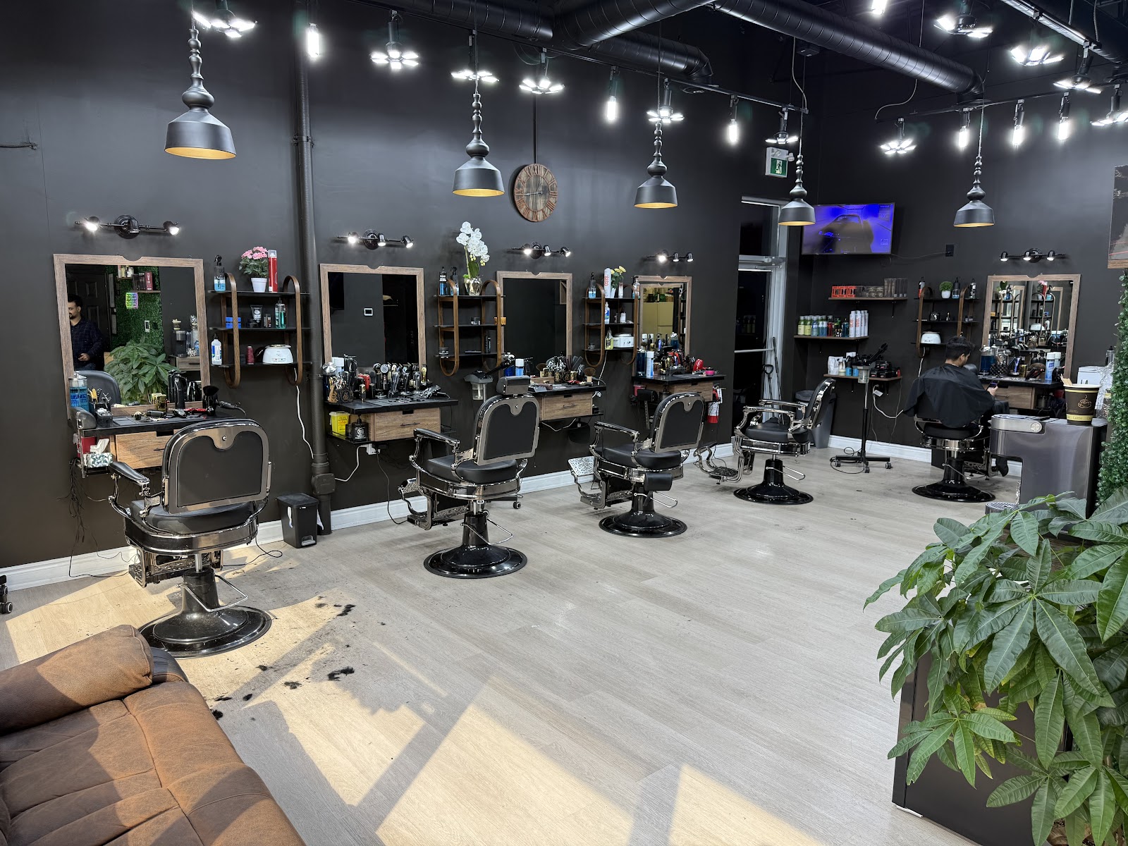 Golden Cuts Barbershop - photo by Raymond Mitchell via Google
