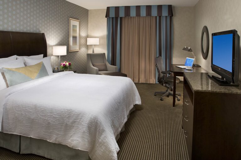 Hilton Garden Inn Toronto Airport West/Mississauga - photo by Hilton Garden Inn Toronto Airport West/Mississauga via Google