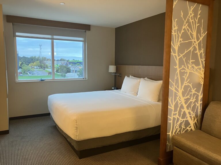 Hyatt Place Toronto/Mississauga Centre - photo by charlie-san via Google