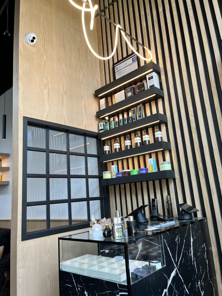Man O'Clock Barbershop - photo by Suchit Patel via Google