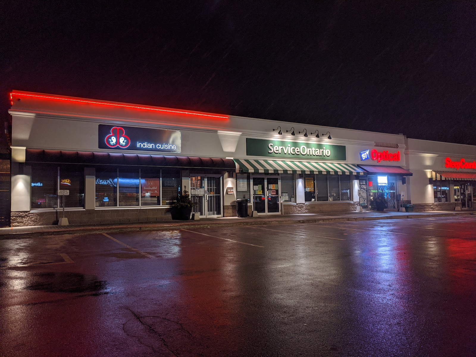 ServiceOntario - Hurontario - photo by B.A. D via Google